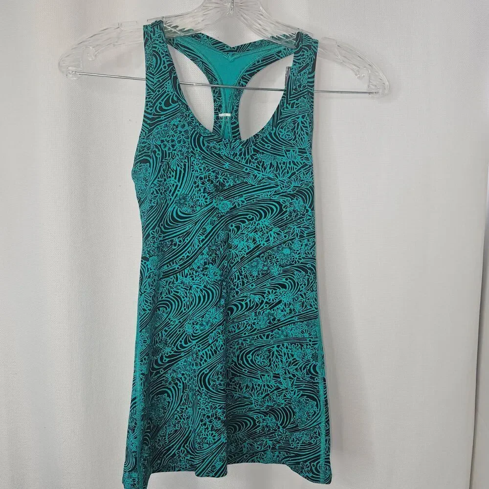 Lululemon Tank Top Womens Size 2 Kitakami Green Racerback Activewear Yoga
